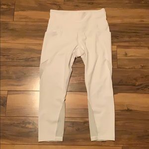 NWOT White Athleta Crop Leggings